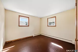 12 Southwood Dr, West Hartford, CT 06110 - Photo 17