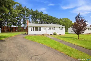 12 Southwood Dr, West Hartford, CT 06110 - Photo 3