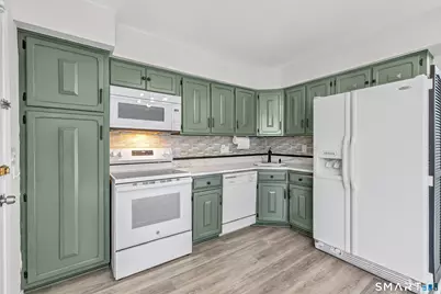11 Savin Park #11, West Haven, CT 06516 - Photo 11