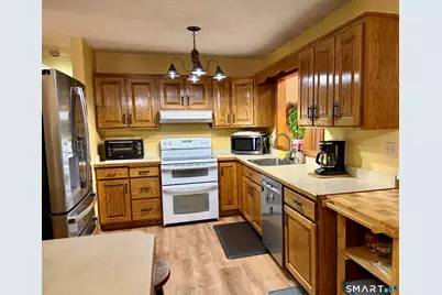 112 Maple Street, Seymour, CT 06483 - Photo 5