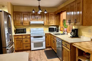 112 Maple St, Seymour, CT 06483 - Photo 7