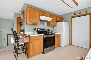 45 Wolf Den Dr, Pomfret, CT 06259 - Photo 7