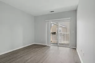 25 Adams Ave, Stamford, CT 06902 - Photo 13