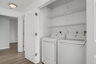 25 Adams Ave, Stamford, CT 06902 - Photo 11