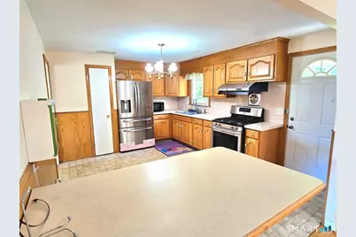 4 Echo Lane, West Hartford, CT 06107 - Photo 3