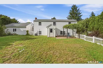 123 Country Lane, East Hartford, CT 06118 - Photo 5