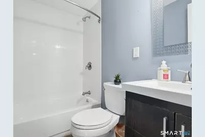 123 Country Lane, East Hartford, CT 06118 - Photo 17