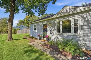 190 Old County Rd, Windsor Locks, CT 06096 - Photo 11