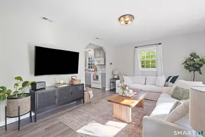 190 Old County Road, Windsor Locks, CT 06096 - Photo 13