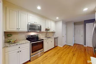 6 Reggie Way, East Windsor, CT 06016 - Photo 3