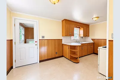 1 Lois Avenue, Southington, CT 06479 - Photo 5