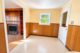1 Lois Ave, Southington, CT 06479 - Photo 7