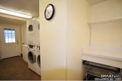 127-131 Harbor Avenue #5, Norwalk, CT 06850 - Photo 11