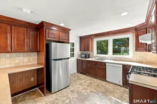 243 Elm St, Windsor Locks, CT 06096 - Photo 7