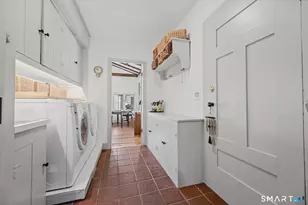 2 Pomperaug Rd, Woodbury, CT 06798 - Photo 19