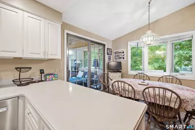 19 Crestwood Drive, East Hampton, CT 06424 - Photo 11