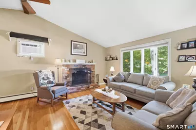 19 Crestwood Drive, East Hampton, CT 06424 - Photo 3