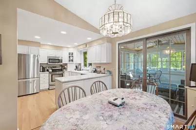 19 Crestwood Drive, East Hampton, CT 06424 - Photo 7