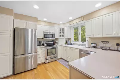 19 Crestwood Drive, East Hampton, CT 06424 - Photo 9