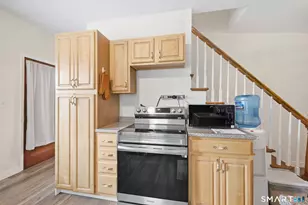 32 Jubilee St, New Britain, CT 06051 - Photo 9