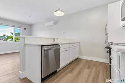 256 Captain Thomas Boulevard #208, West Haven, CT 06516 - Photo 5