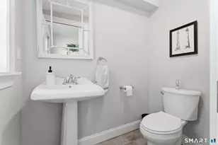 41 Canal St, Simsbury, CT 06089 - Photo 15