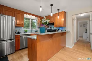 116 Bramblebush Rd, Manchester, CT 06040 - Photo 5