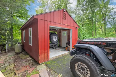 6 Indian Avenue, Danbury, CT 06811 - Photo 25