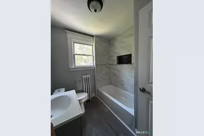 1588 Ella T Grasso Boulevard, New Haven, CT 06511 - Photo 9