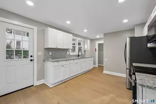 34 Springdale Ave, Waterbury, CT 06708 - Photo 7