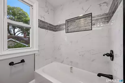 34 Springdale Avenue, Waterbury, CT 06708 - Photo 9