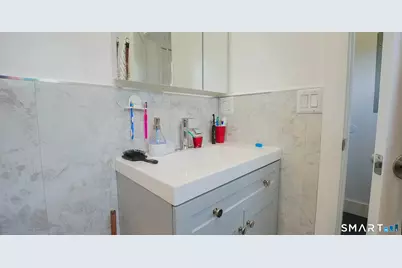 849 Frost Road, Waterbury, CT 06705 - Photo 15