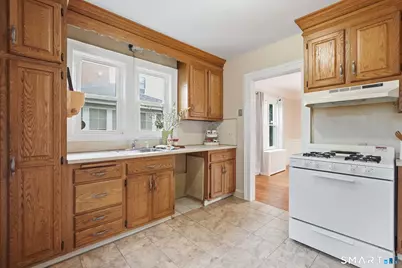 424 Commonwealth Avenue, New Britain, CT 06053 - Photo 13