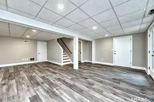55 Blackhawk Ln, Stratford, CT 06614 - Photo 33