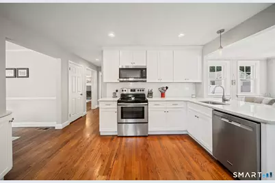 51 Home Place, Branford, CT 06405 - Photo 7