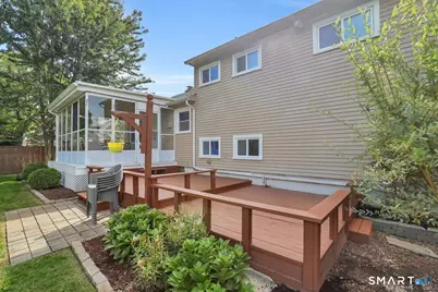 221 Monroe Street, East Hartford, CT 06118 - Photo 31