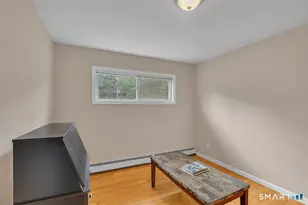 221 Monroe St, East Hartford, CT 06118 - Photo 25