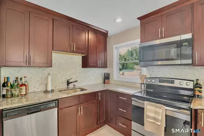 221 Monroe Street, East Hartford, CT 06118 - Photo 11