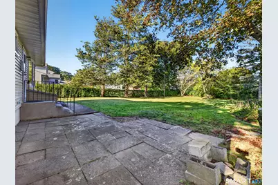 33 Cindy Lane, Groton, CT 06355 - Photo 23