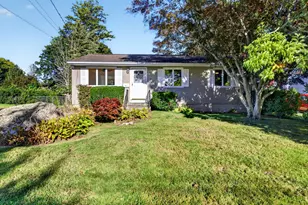 33 Cindy Ln, Groton, CT 06355 - Photo 1