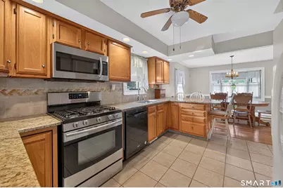 845 Stratford Road, Stratford, CT 06615 - Photo 7