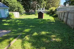 82 Windsor St, Enfield, CT 06082 - Photo 17
