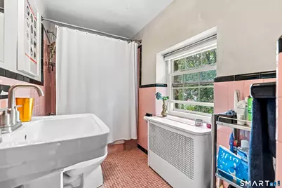 60 Broadbridge Road, Bridgeport, CT 06610 - Photo 21