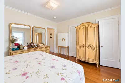 561 Savin Avenue, West Haven, CT 06516 - Photo 9