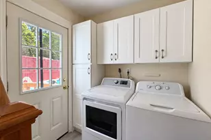 561 Savin Ave, West Haven, CT 06516 - Photo 13