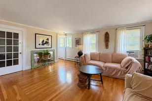 561 Savin Ave, West Haven, CT 06516 - Photo 17