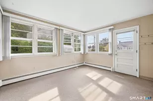 41 Crestwood Dr, Manchester, CT 06040 - Photo 9