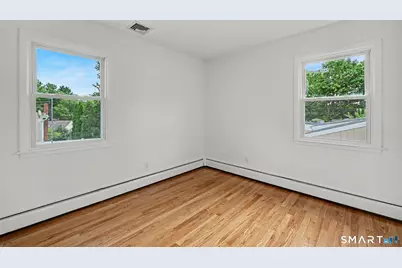 50 Reynolds Avenue, Stamford, CT 06905 - Photo 17