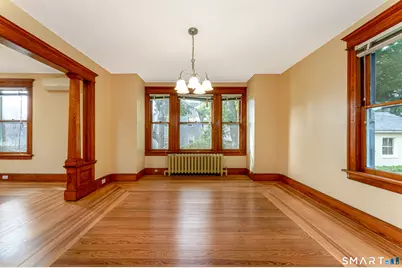 201 Fairlawn Avenue, Waterbury, CT 06705 - Photo 11