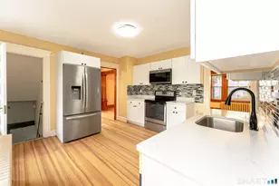 201 Fairlawn Ave, Waterbury, CT 06705 - Photo 15